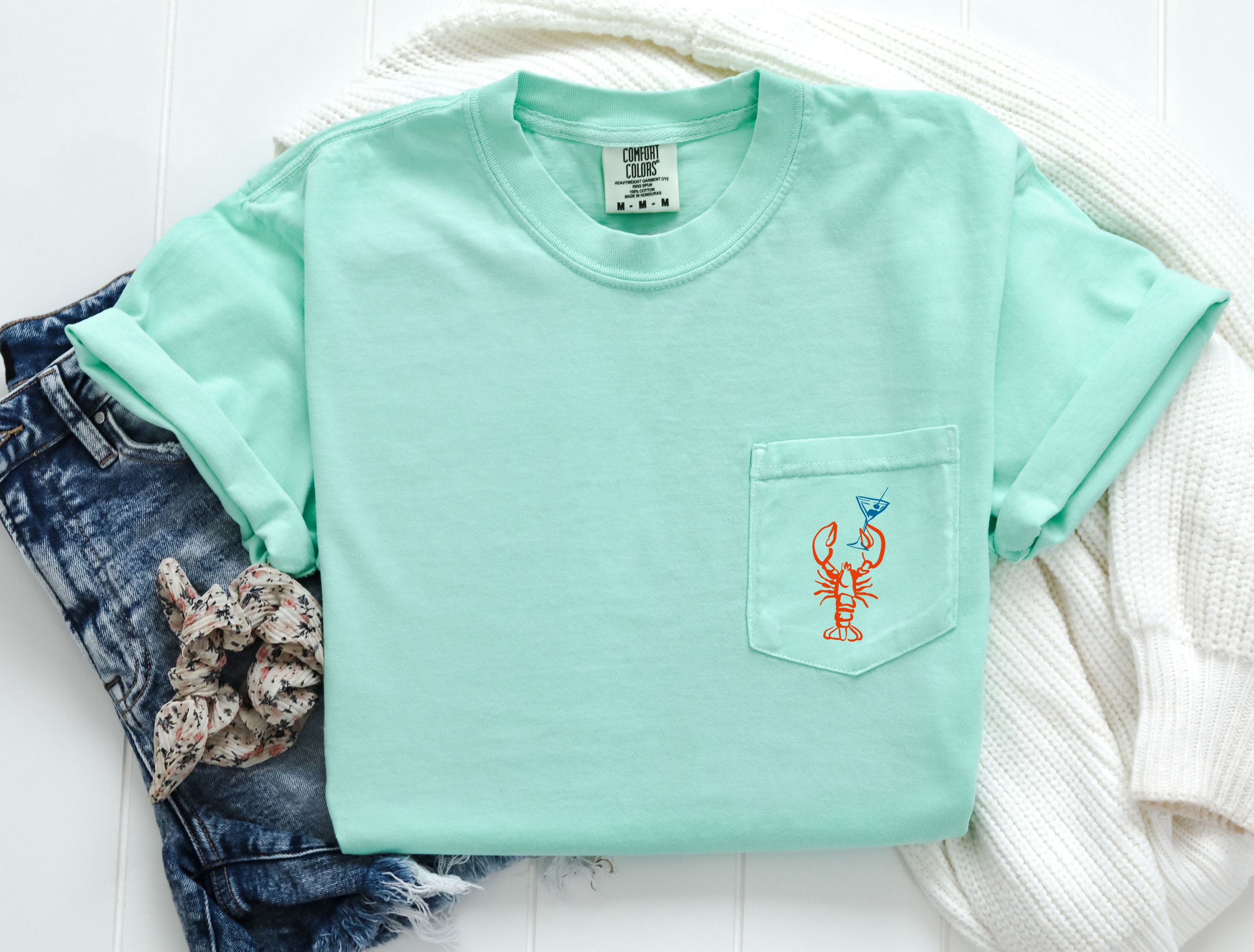 Lobsters Lake Beach Nature 100% cotton Comfort Colors Pocket T-Shirt – Outdoor