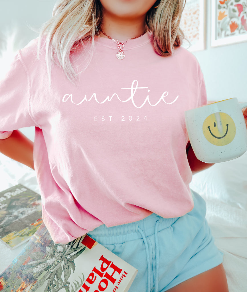 Auntie Personalized Est Year Comfort Colors T Shirt (Cursive)