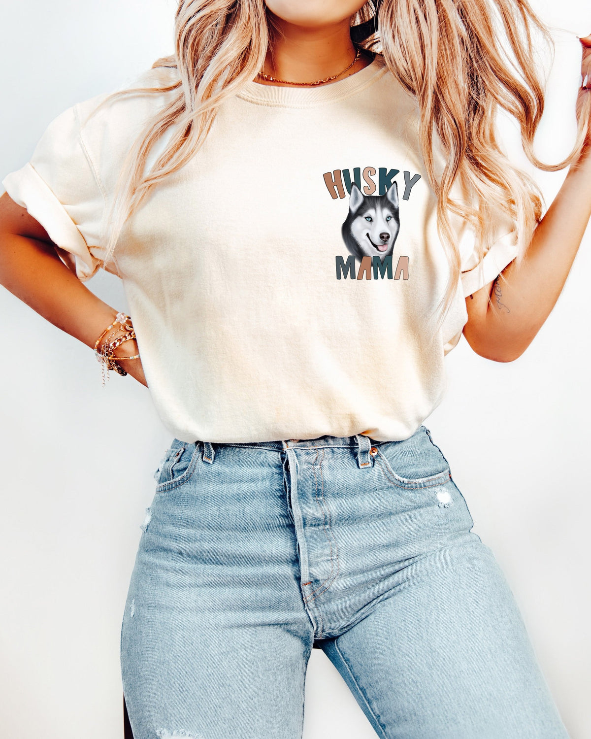 Husky Dog Mom Comfort Colors T-Shirt (Center), Gift for Women