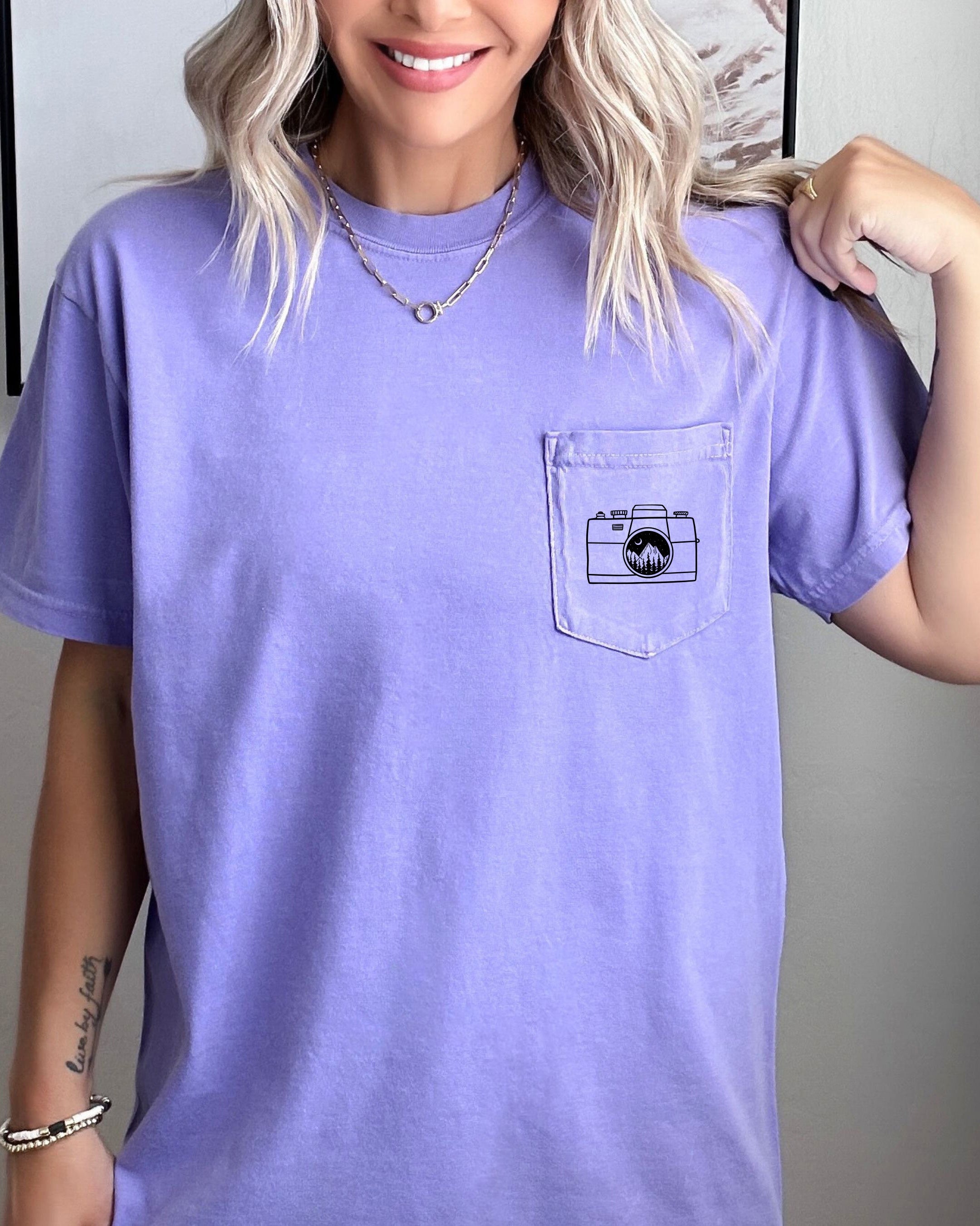 Camera and Mountain Comfort Colors Pocket T Shirt | Nature, Hiking, Plant