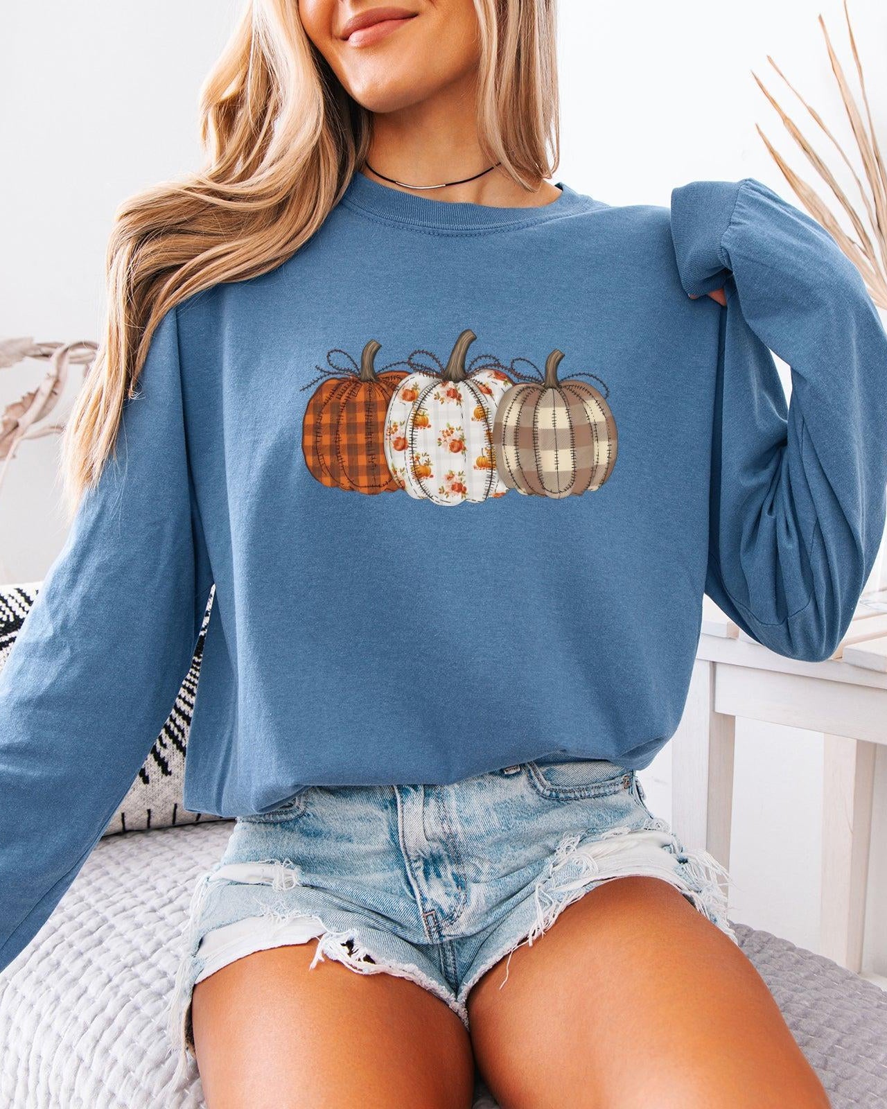Checkered Pumpkins Thanksgiving Day Comfort Colors Long Sleeve Shirt