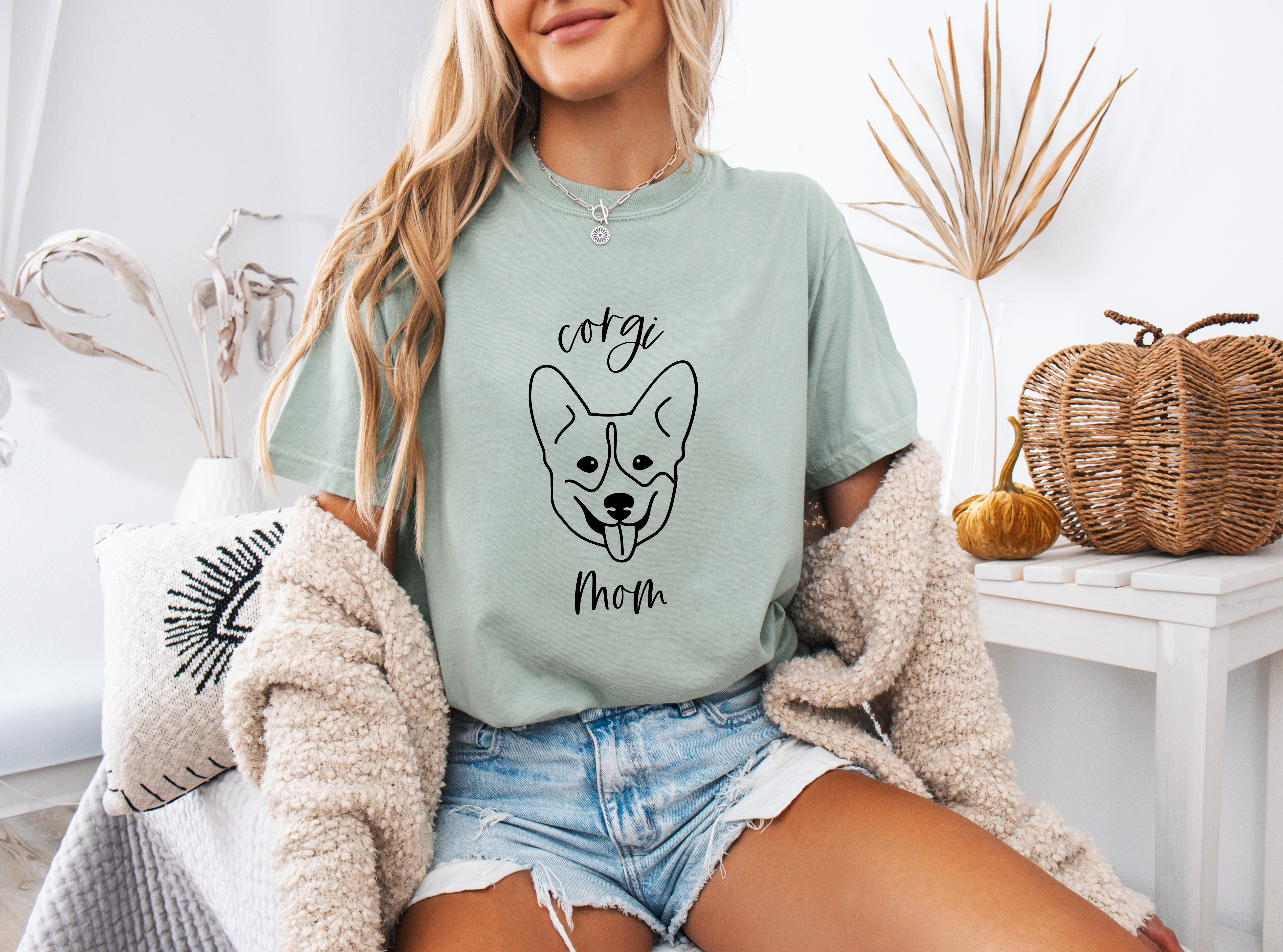 Corgi Dog Mom Comfort Colors T Shirt (center)