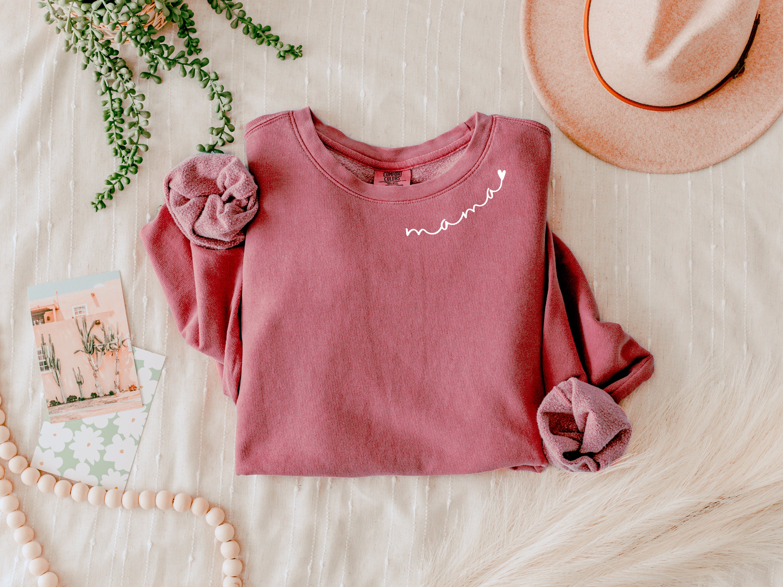 Mama heart Garment Dyed Comfort Colors Sweatshirt (Neck around)