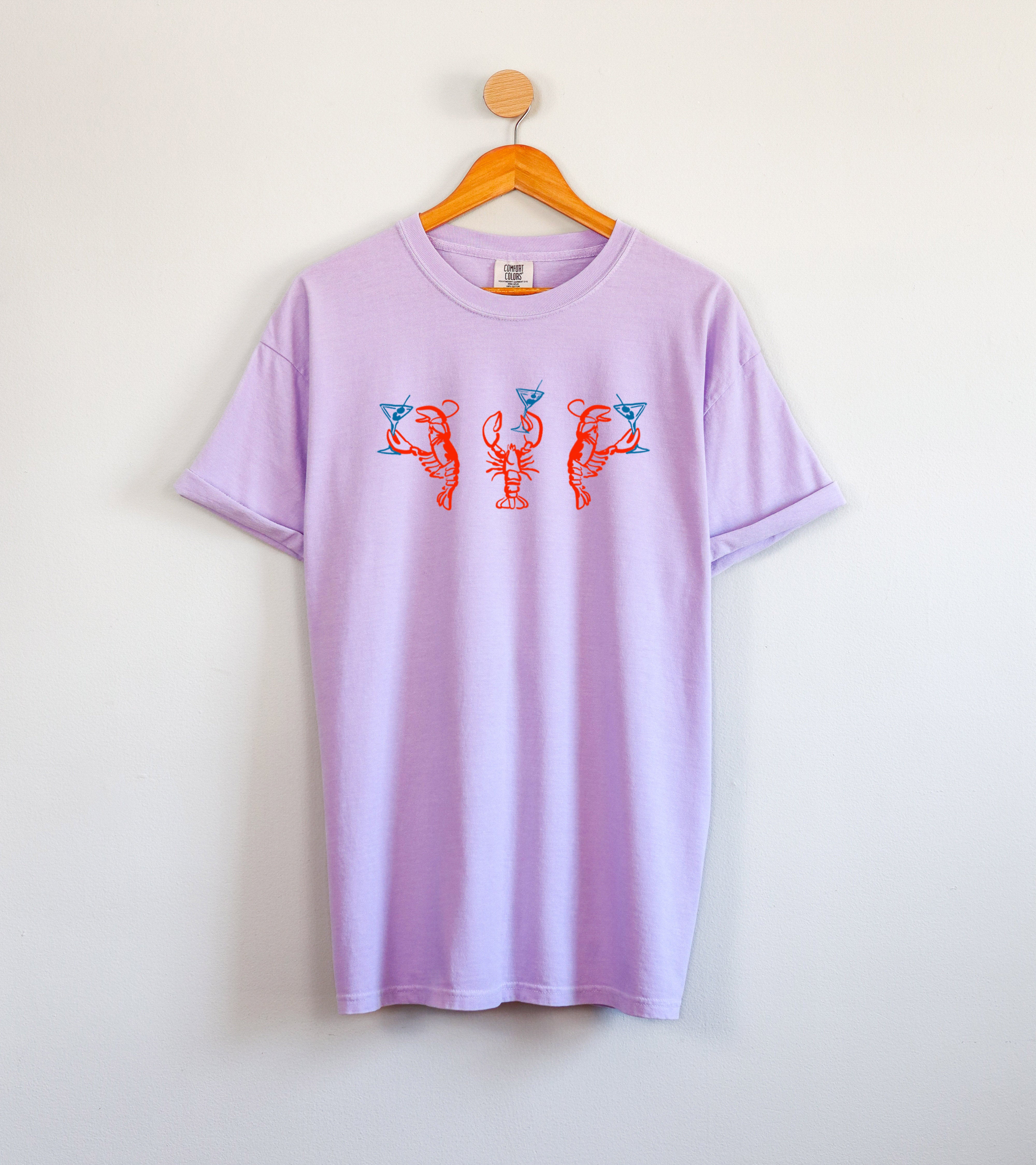Lobster Martini Shrimp Beach Nature Comfort Colors T Shirt Vacation Lake Summer (Copy)
