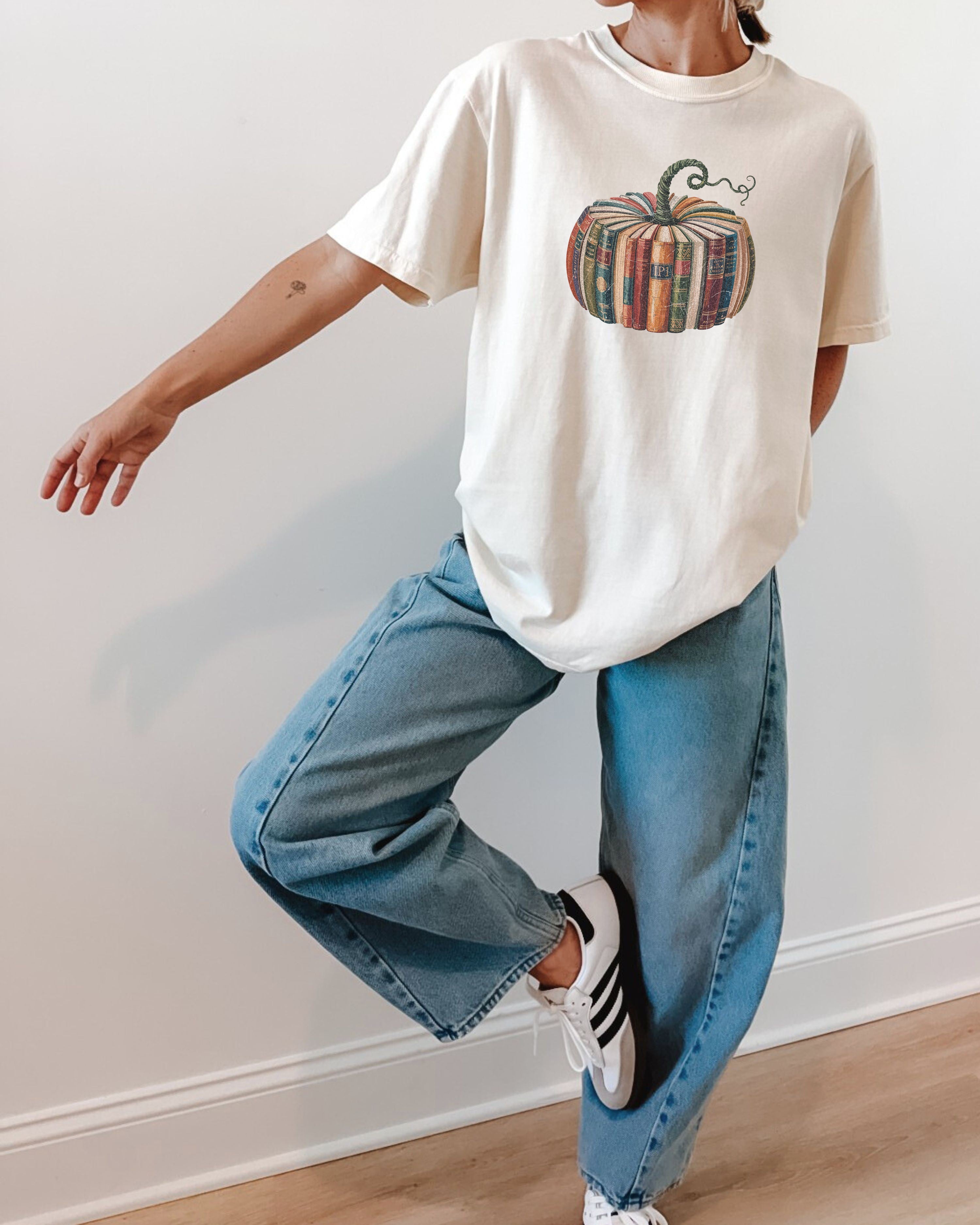 Fall Pumpkin Book Thanksgiving day Christmas Autumn Comfort Colors Garment Dyed T Shirt