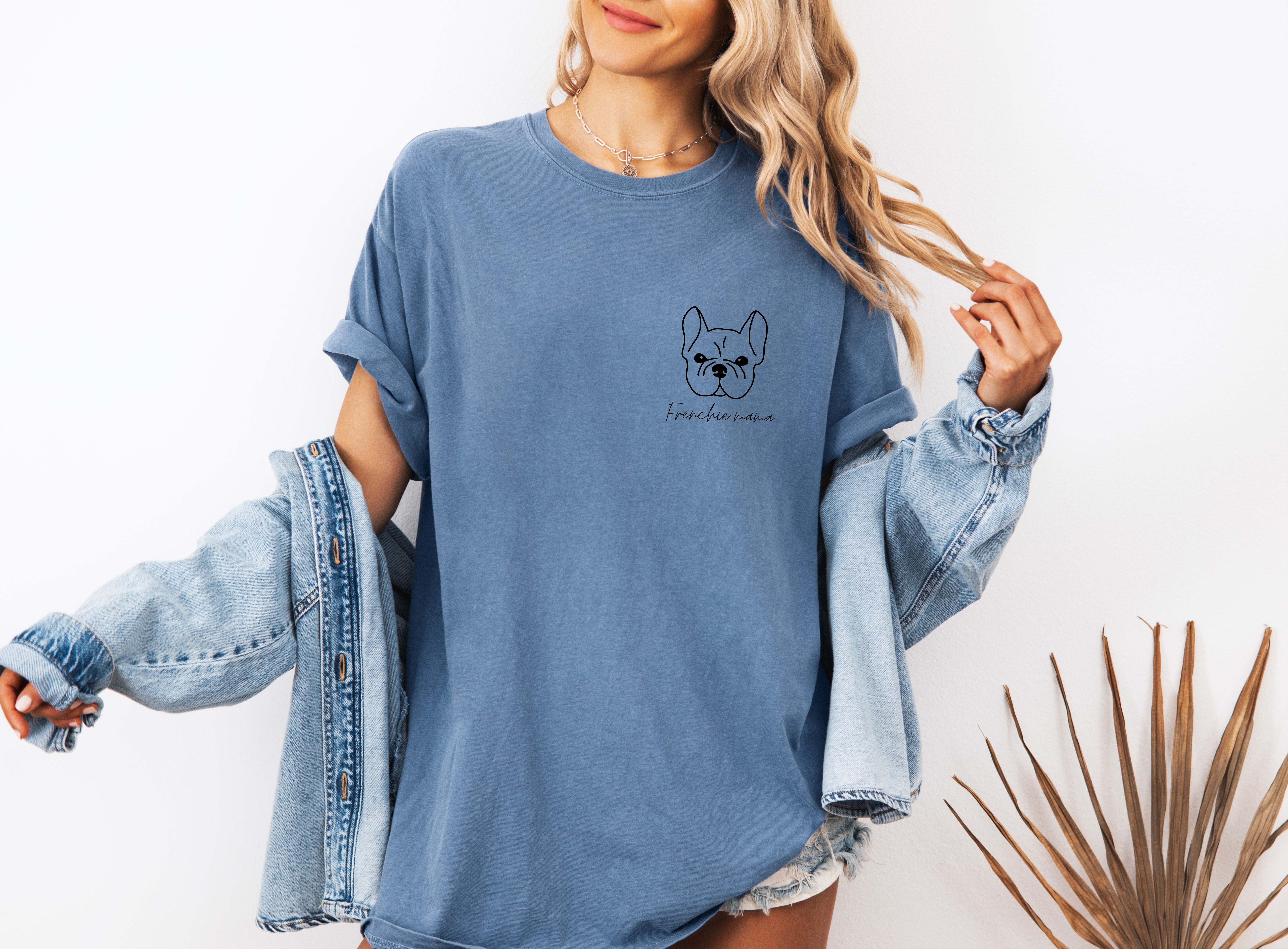 Frenchie French Bulldog Dog Mom Comfort Colors T Shirt