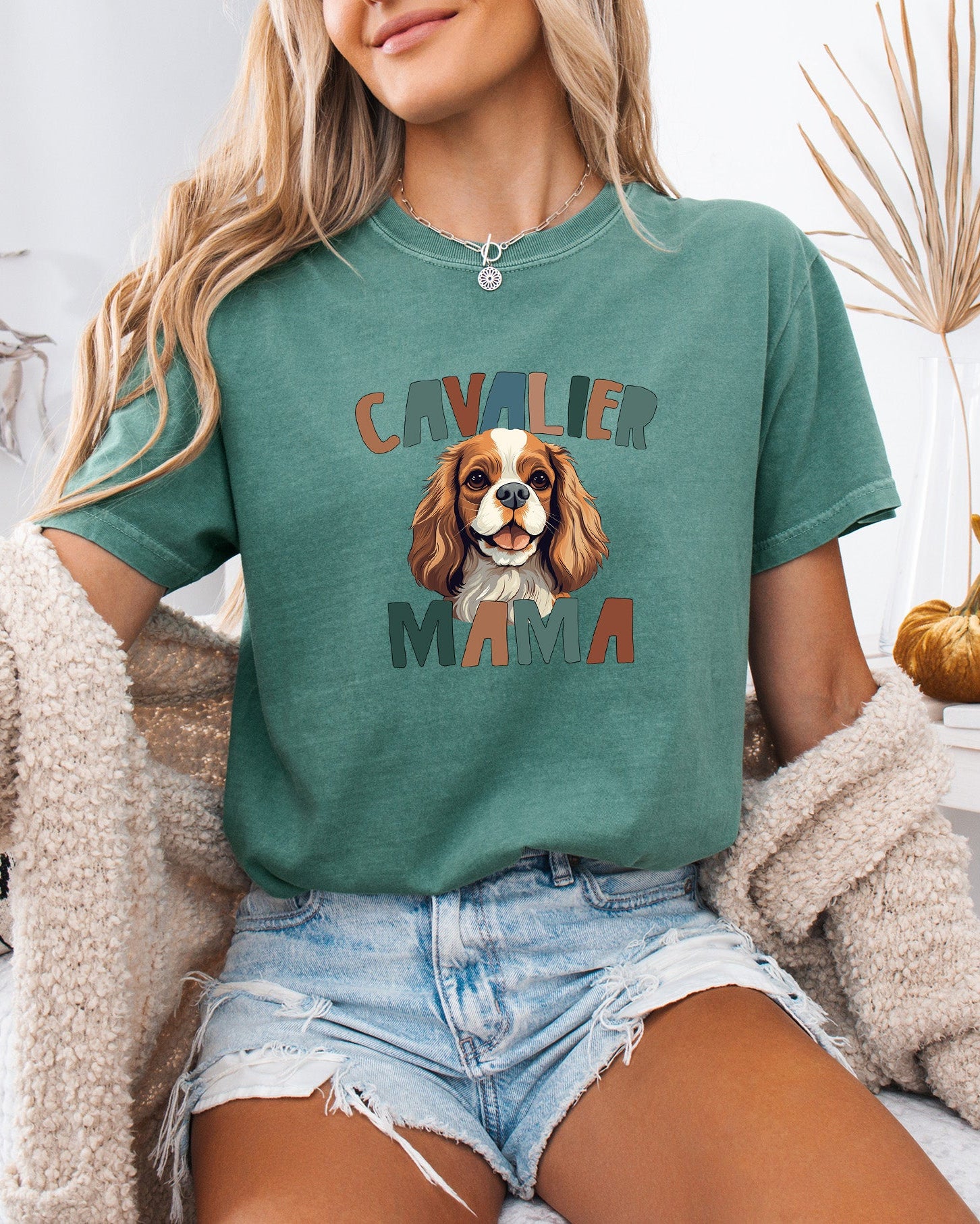 Cavalier King Charles Spaniel Dog Mom Comfort Fall Colors Garment Dyed T Shirt (Color)