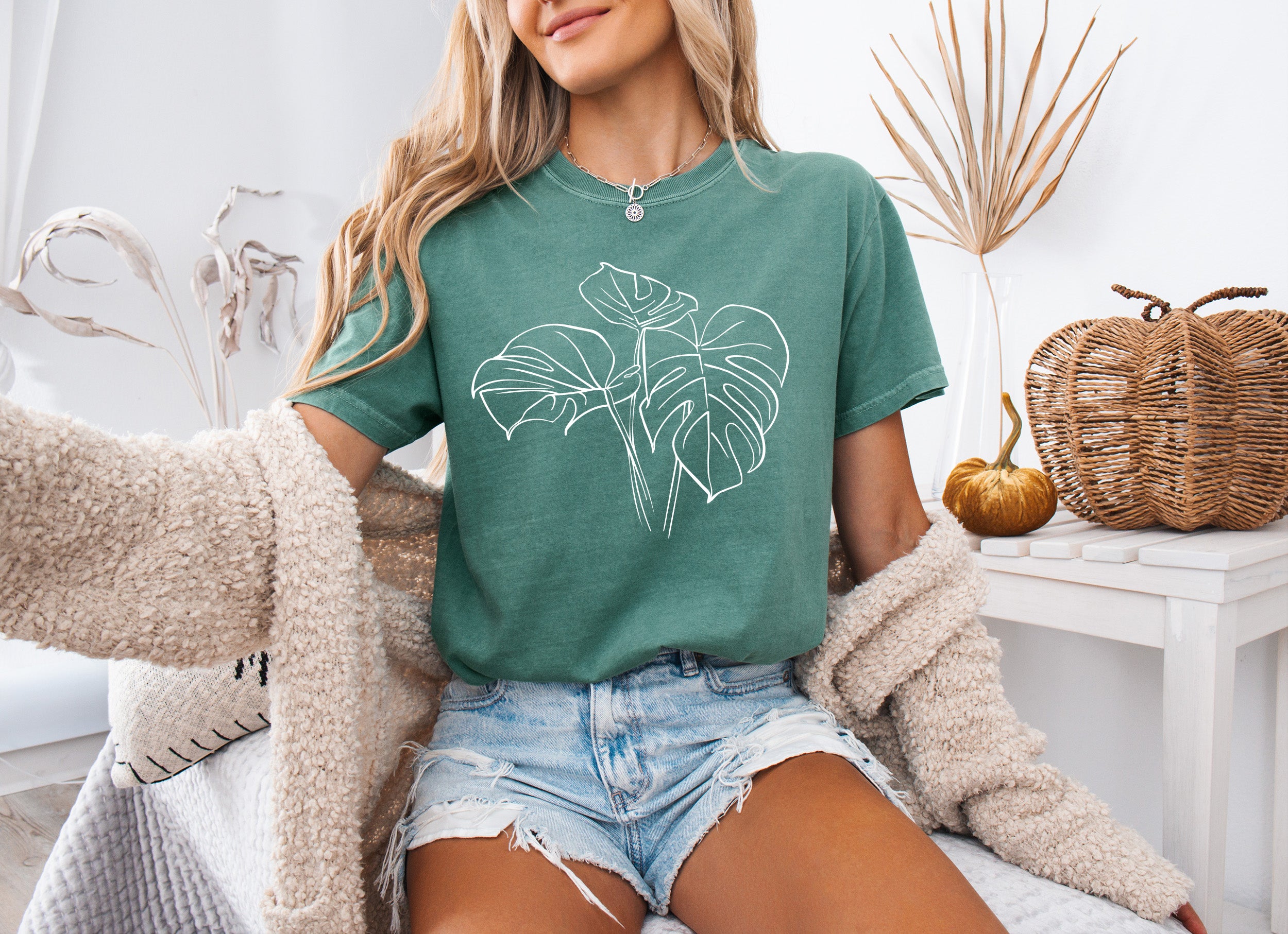 Monstera botanical Comfort Colors T Shirt