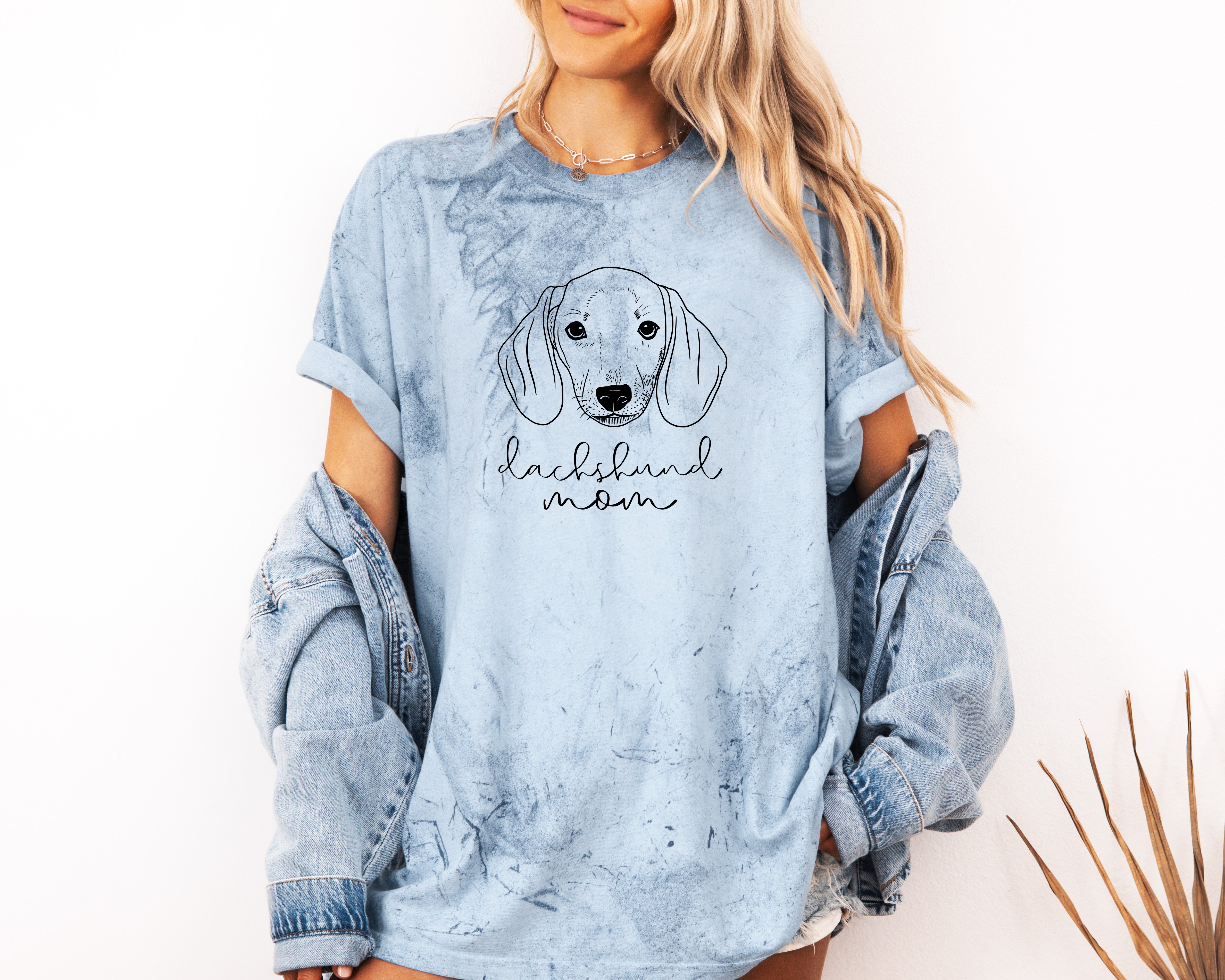 Dachshund Doxie MomDog Dog Mom Comfort Colors T Shirt