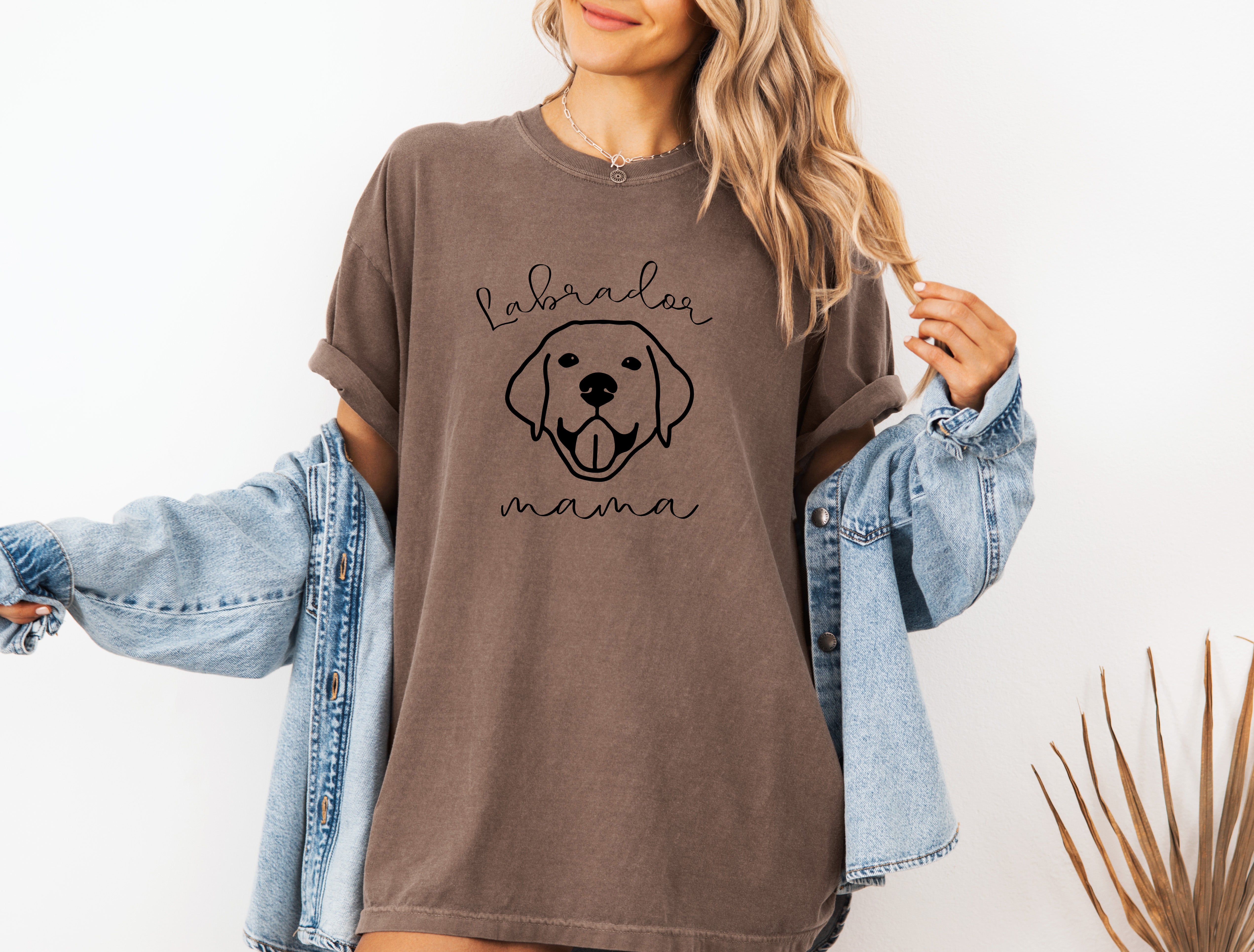 Labrador Retriever Dog Mom Comfort Colors T Shirt (Copy)