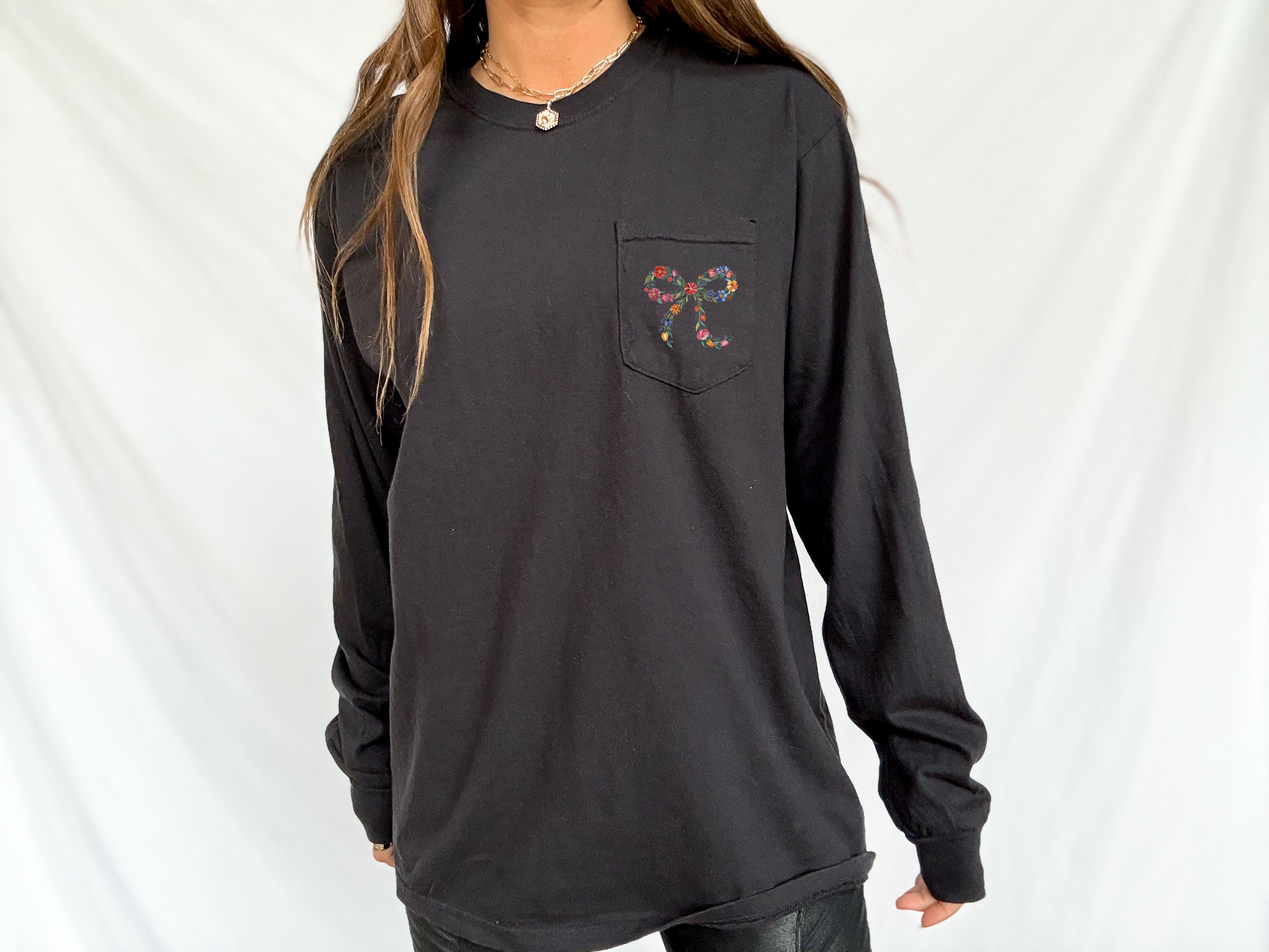 Comfort Colors Wildflowers Ribbon Nature Botanical  gardening Pocket Long Sleeve Shirt