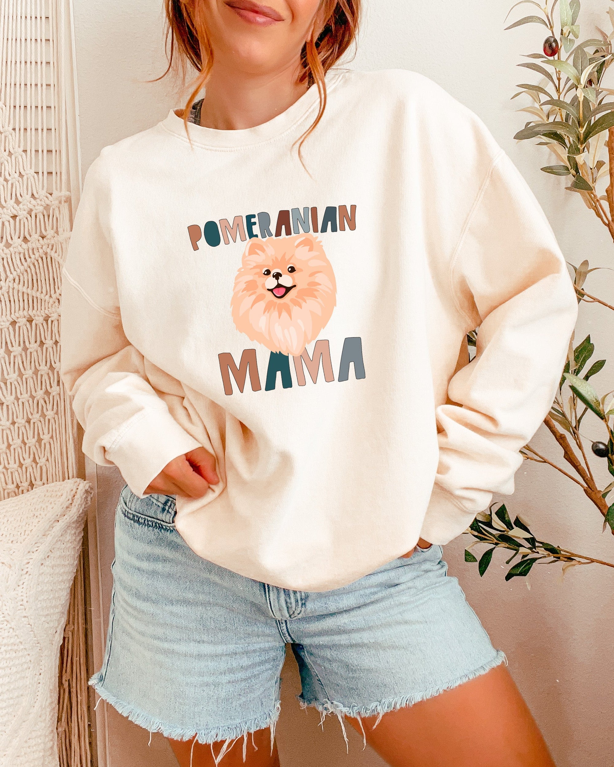 Pomeranian Dog Mom Garment Dyed Comfort Colors Sweatshirt (Color)