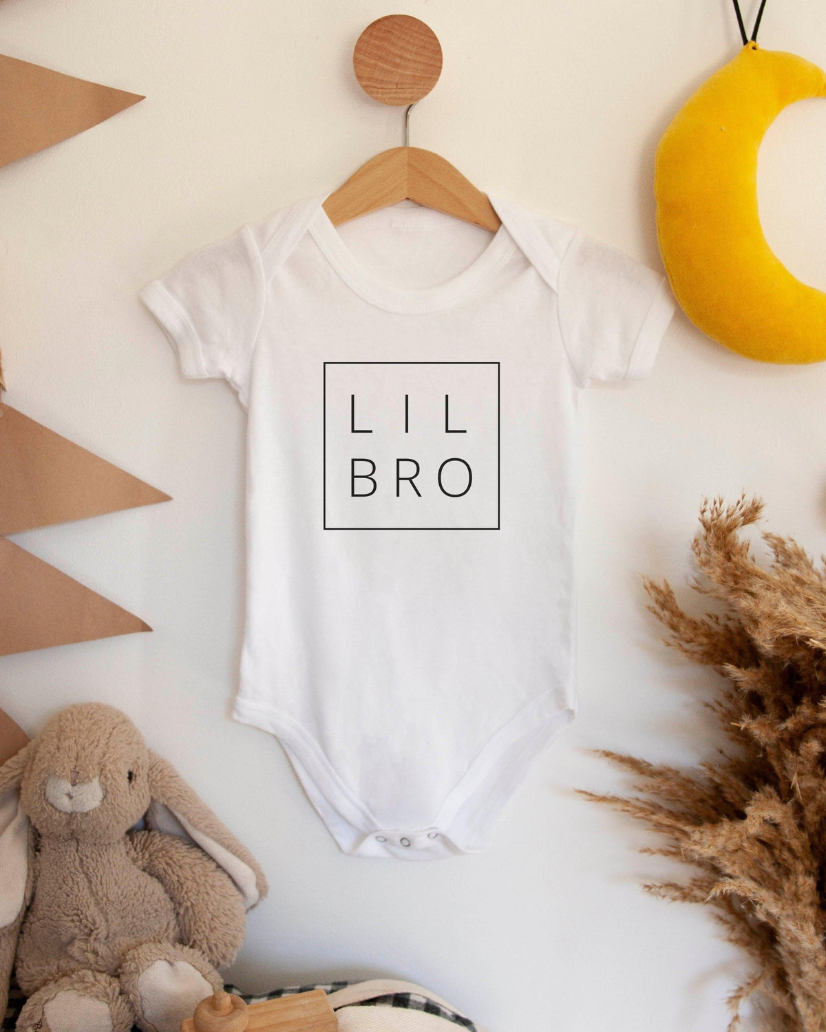 Lil Bro baby Onesie - Pregnancy Announcement Sibling shirts, Little Brother