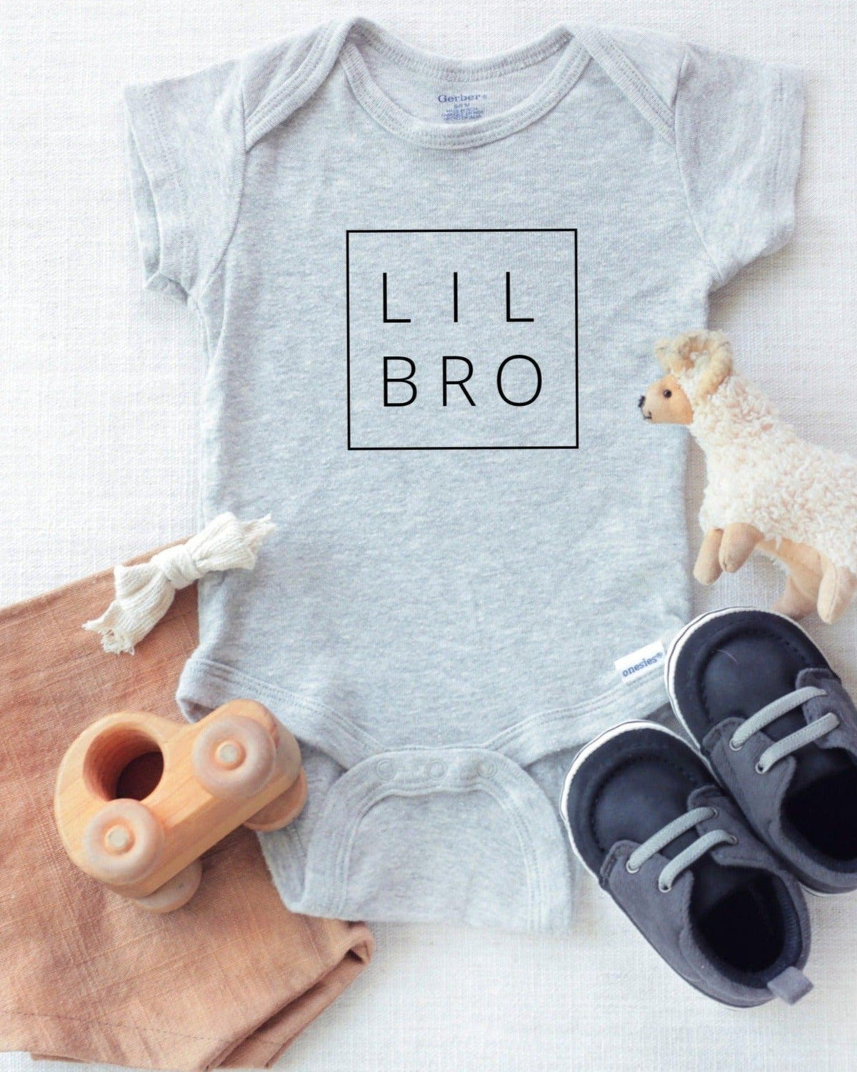 Lil Bro baby Onesie - Pregnancy Announcement Sibling shirts, Little Brother