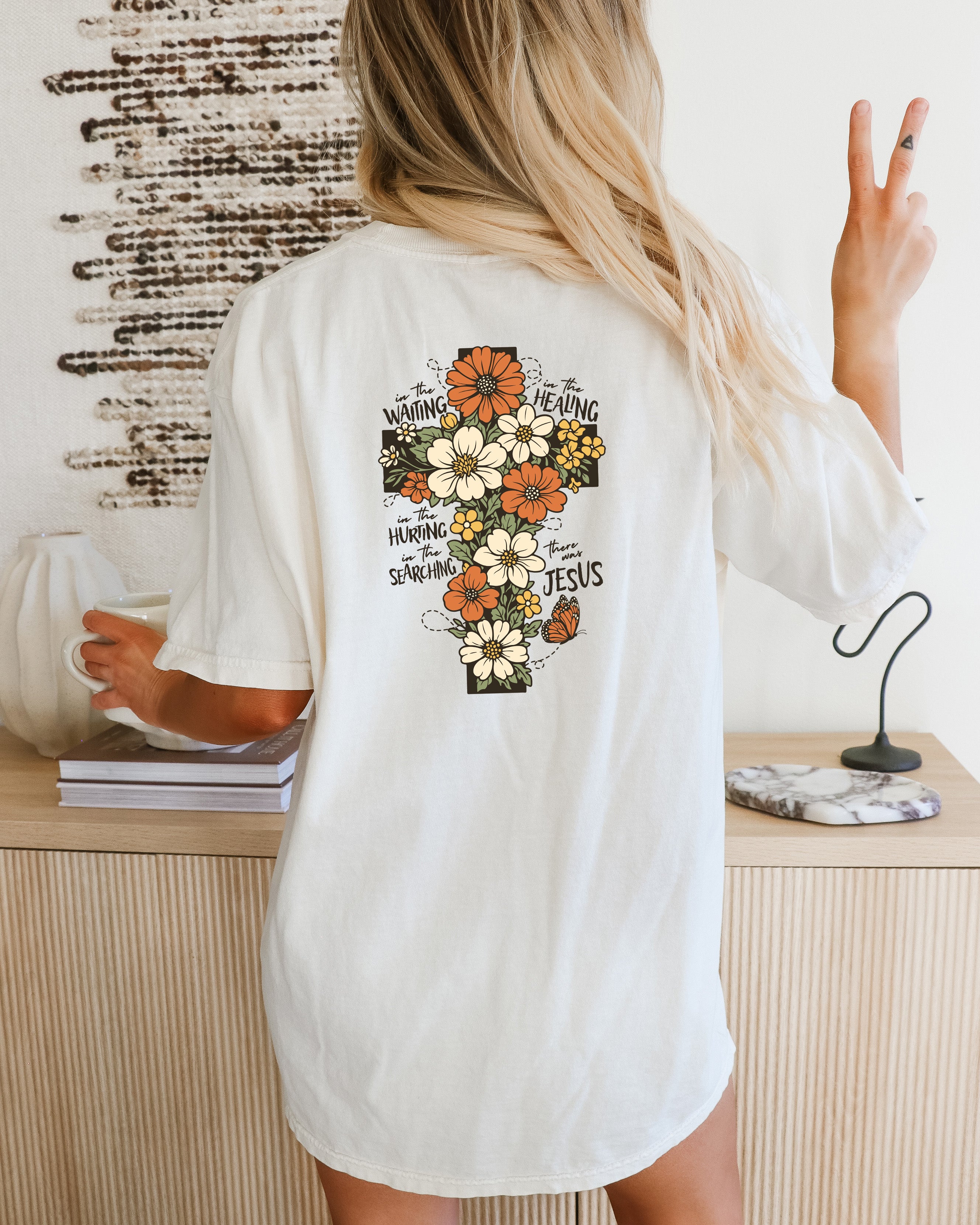 Jesus Flower Cross Comfort Colors Pocket T Shirt |Bible, Christian shirt