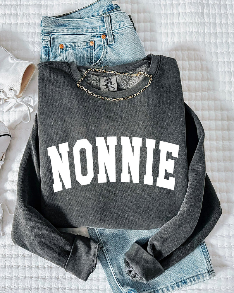 Nonnie Grandma Garment Dyed Comfort Colors Sweatshirt