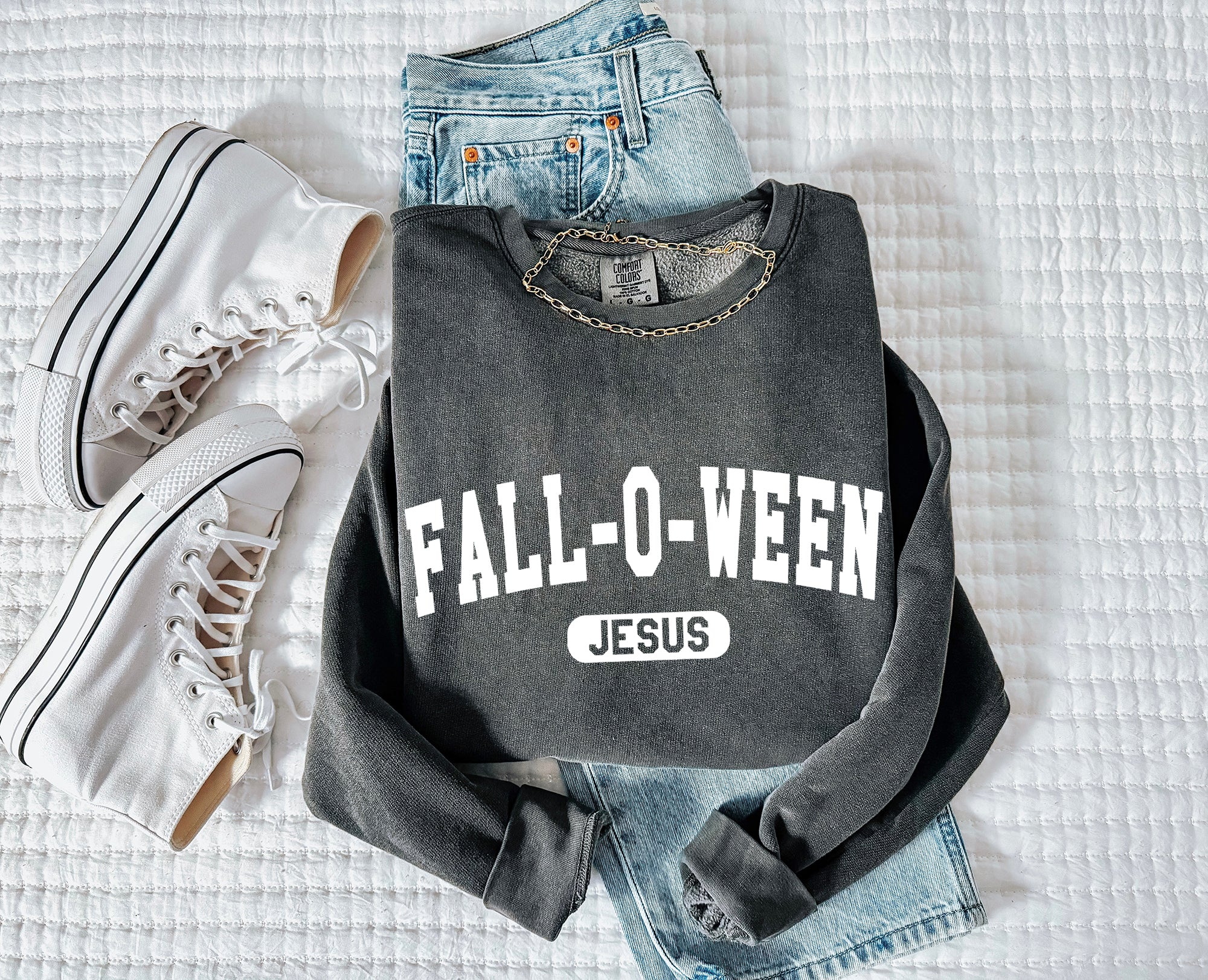 Christian Halloween Fall-o-ween Jesus Pumpkin Thanksgiving day Fall Inspirational Christian Garment Dyed Comfort Colors Sweatshirt