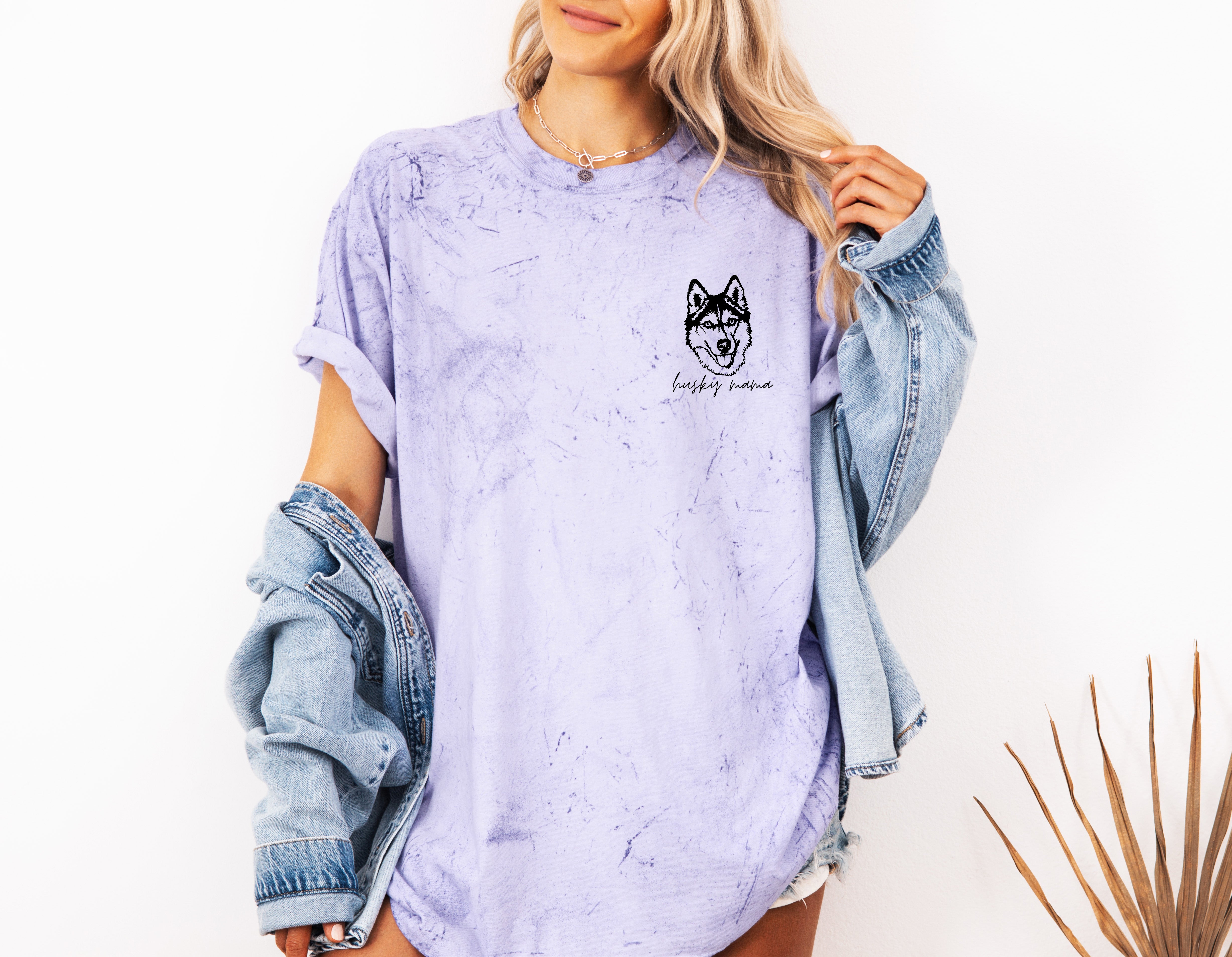 Siberian Husky Dog Mom Comfort Colors T Shirt (left chest)