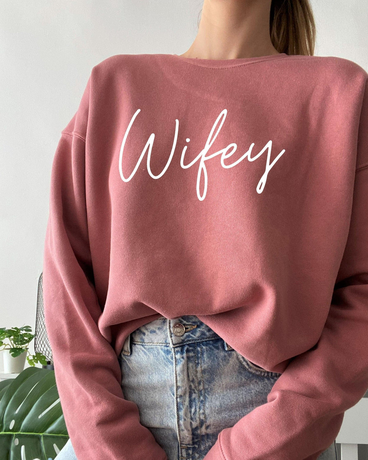 Wifey Bride Drop Shoulder Sponge Fleece Crewneck Sweatshirt (Cursive)