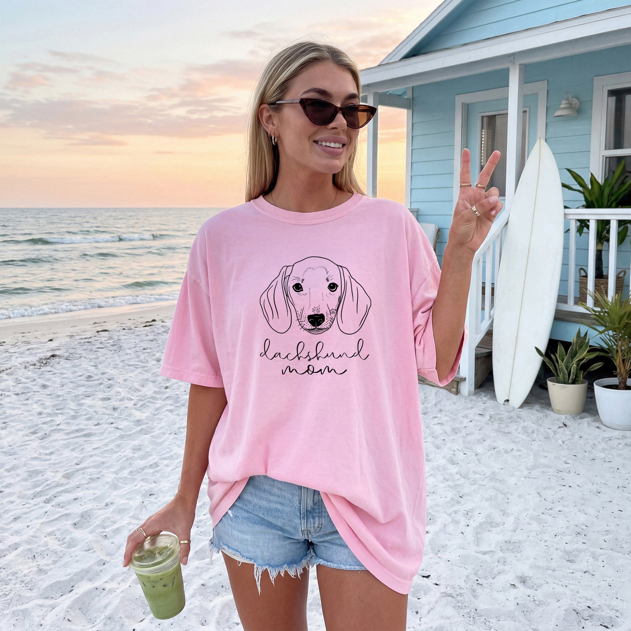 Dachshund Doxie MomDog Dog Mom Comfort Colors T Shirt