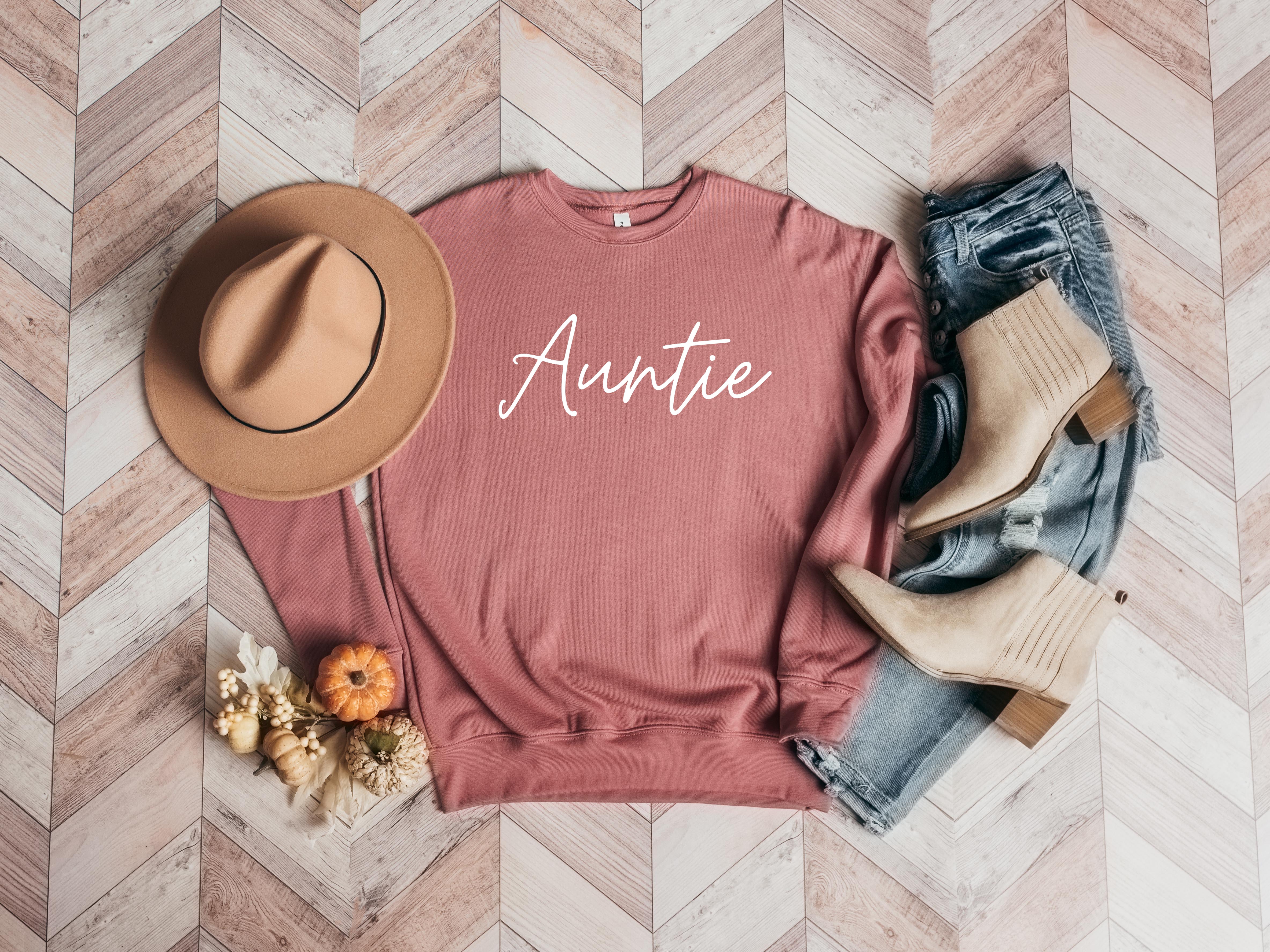 Auntie Drop Shoulder Sponge Fleece Crewneck Sweatshirt (Cursive)