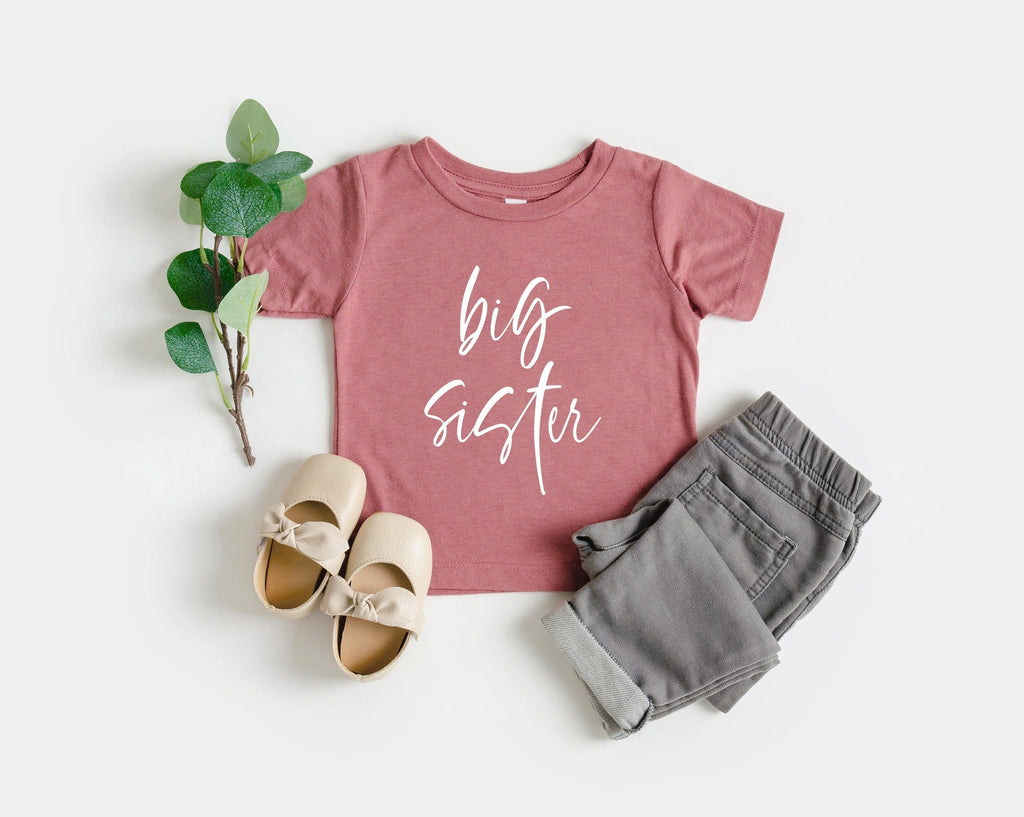 Big Sister Baby And Toddler Big sis Pregnancy Announcement T Shirt (Cursive 2)