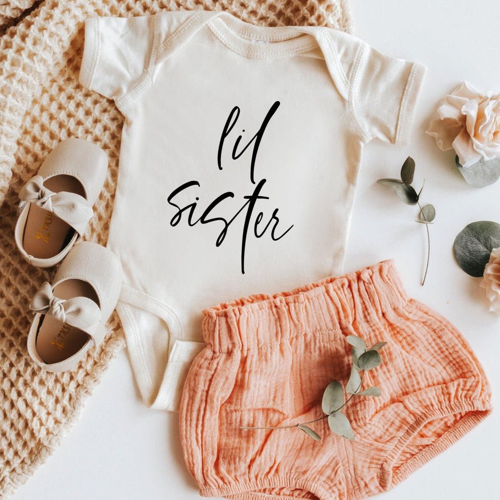 Lil sister baby Onesie (Cursive 2) - Pregnancy Announcement Sibling shirts, Lil sis, Little sister