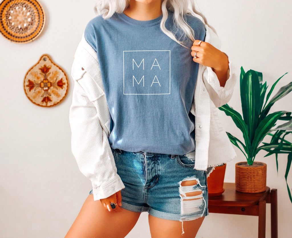 Mama Comfort Colors T Shirt (Square)