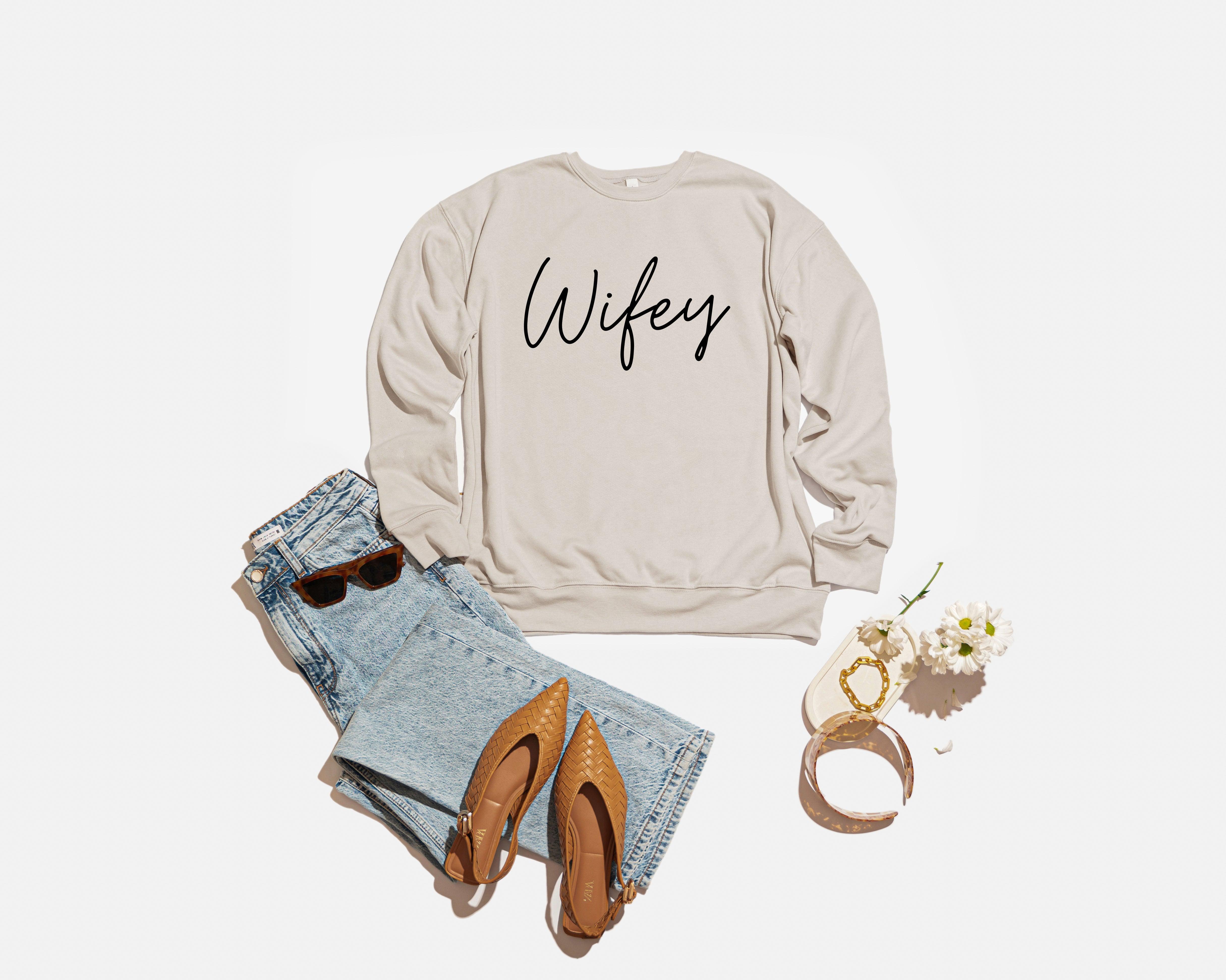 Wifey Bride Drop Shoulder Sponge Fleece Crewneck Sweatshirt (Cursive)