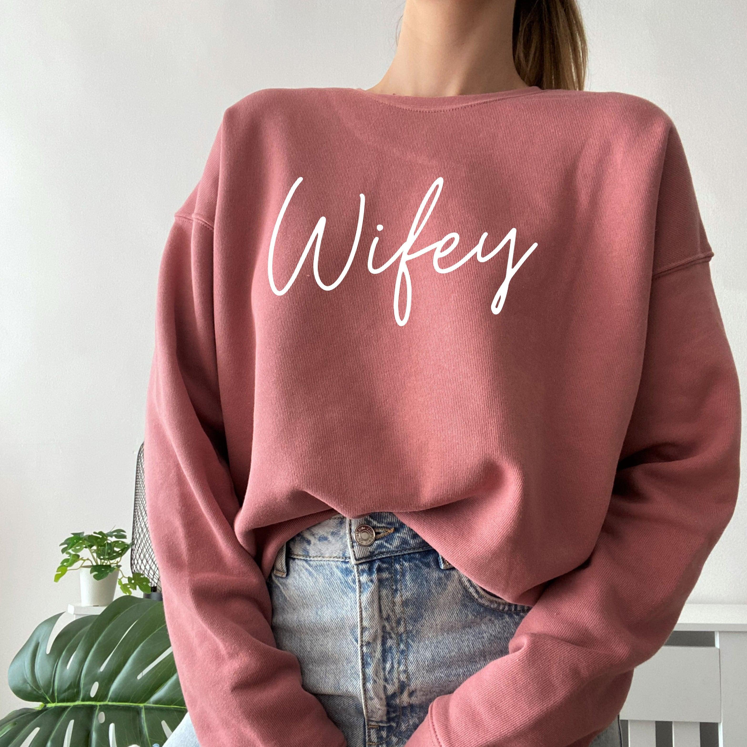 Wifey Bride Drop Shoulder Sponge Fleece Crewneck Sweatshirt (Cursive)